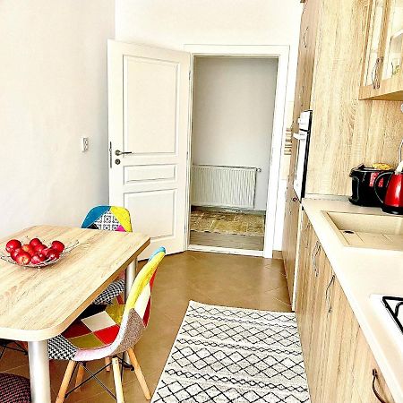 Sisi Apartment Suceava Exterior photo